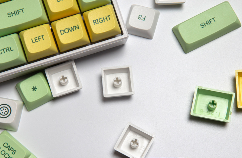 How to Check if There’s Stuff Under Your Fancy Artisan Keycaps